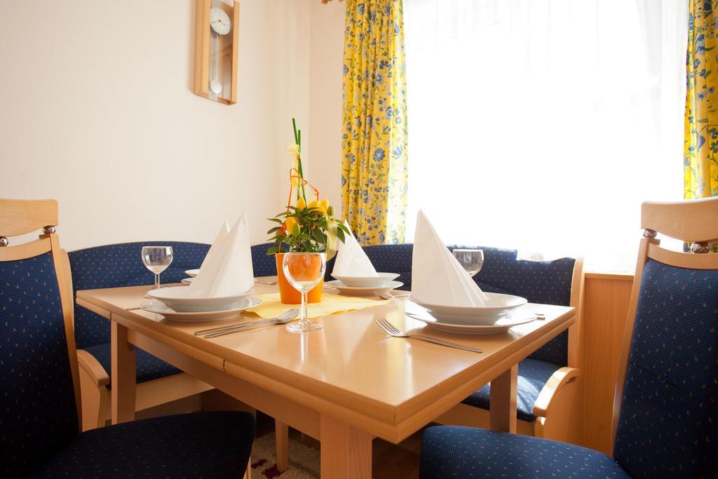 Familiengaestehaus Ingrid Sankt Martin am Tennengebirge Habitación foto