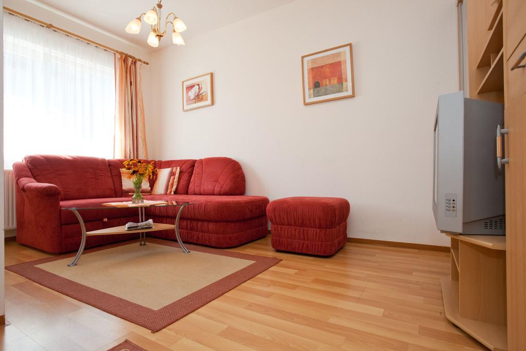 Familiengaestehaus Ingrid Sankt Martin am Tennengebirge Habitación foto